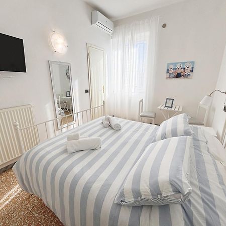 Bed and Breakfast A Casa Di Mario E Nene Viareggio Zewnętrze zdjęcie